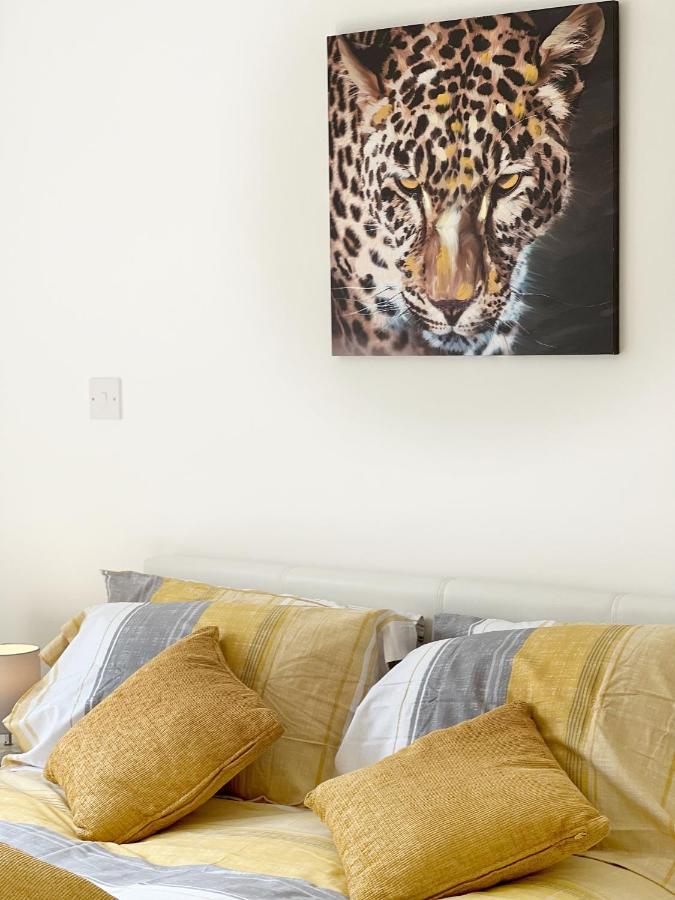 Lovely 1 Bedroom Apartment In South East Лондон Экстерьер фото