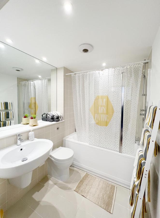 Lovely 1 Bedroom Apartment In South East Лондон Экстерьер фото