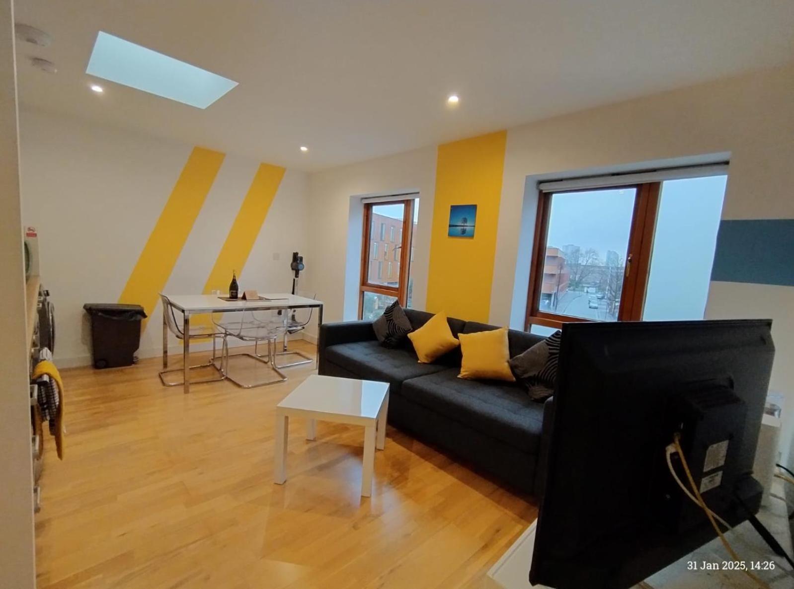 Lovely 1 Bedroom Apartment In South East Лондон Экстерьер фото